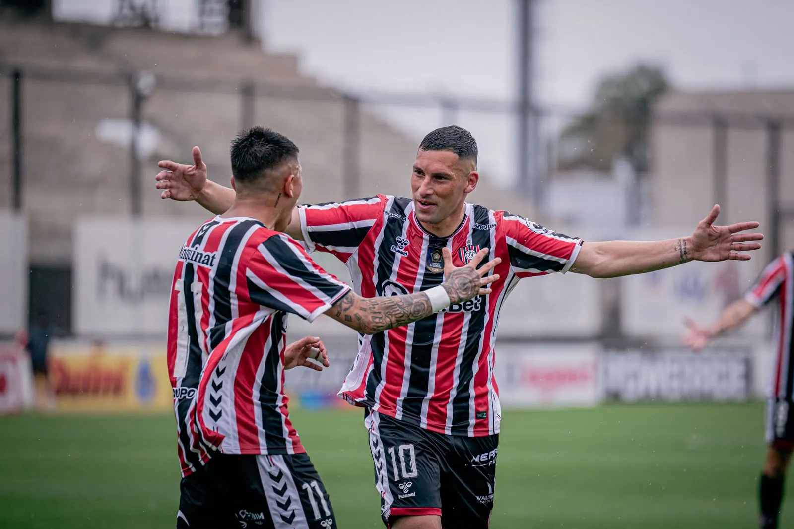 Chacarita volvió al triunfo con goleada ante Quilmes